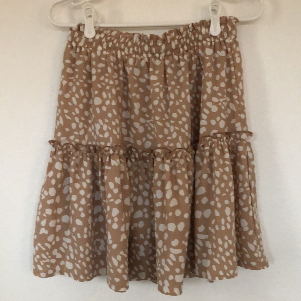 Tiered Skirt - Picture 3 of 5